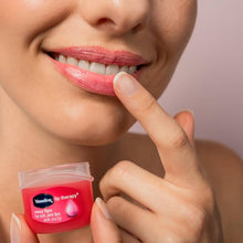 Cargar imagen en el visor de la galería, Vaseline Rosy Lips Therapy Original 7g Balsamo Labial