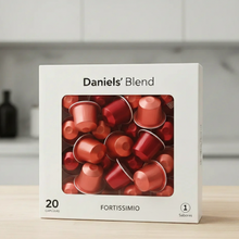 Cargar imagen en el visor de la galería, Fortissimo - Caja x10 capsulas Daniels Nespresso Aluminio - Capsulandia - 1
